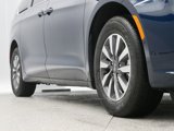 New 2025 Chrysler Pacifica Select image 4
