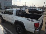 Used 2017 Toyota Tacoma TRD Off-Road image 5