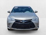 Used 2016 Toyota Camry SE image 2