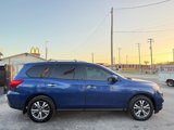 Used 2018 Nissan Pathfinder SV image 4