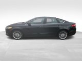 Used 2016 Ford Fusion SE image 2