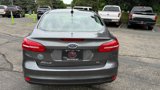 Used 2018 Ford Focus SE image 4