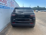 Used 2018 Jeep Compass Latitude w/ Popular Equipment Group image 4