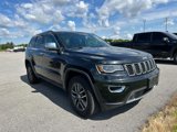 Used 2017 Jeep Grand Cherokee Limited w/ Luxury Group II image 3