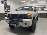 Used 2004 Nissan Titan LE w/ (SAB) Side-Airbag Pkg image 2
