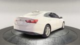 Used 2017 Chevrolet Malibu LT image 4