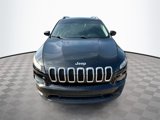 Used 2018 Jeep Cherokee Latitude Plus image 2
