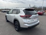 Used 2024 Nissan Rogue SV image 5
