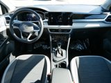 New 2025 Volkswagen Taos SE image 5