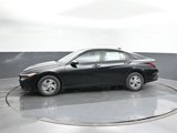 New 2025 Hyundai Elantra SE image 2