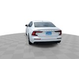 Used 2020 Volvo S60 T6 Momentum image 6