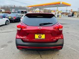 Used 2019 Nissan Kicks SR image 6