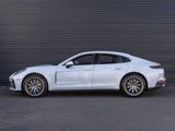 Used 2025 Porsche Panamera image 2
