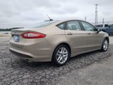 Used 2015 Ford Fusion SE image 3