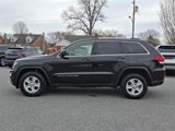 Used 2017 Jeep Grand Cherokee Laredo w/ Quick Order Package 23E image 4