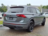 Used 2022 Volkswagen Tiguan SE R-Line image 3