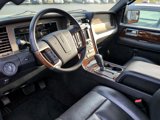 Used 2014 Lincoln Navigator 4WD image 2