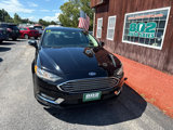 Used 2017 Ford Fusion SE w/ Fusion SE Technology Package image 2