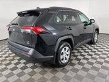 Used 2021 Toyota RAV4 LE image 5