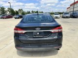 Used 2017 Ford Fusion SE w/ Fusion SE Technology Package image 3