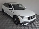 Certified 2022 Volkswagen Tiguan SE image 2