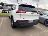 Used 2016 Jeep Cherokee Latitude image 5