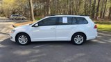 Used 2016 Volkswagen Golf S image 4