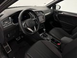 Used 2022 Volkswagen Tiguan SE R-Line image 2
