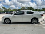 Used 2016 Lexus ES 350 w/ Premium Package w/Wood Trim image 4