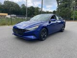 Certified 2022 Hyundai Elantra SEL w/ Convenience Package image 2