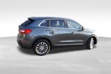 Used 2018 Lincoln MKX Select w/ Select Plus Package image 5