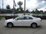 Used 2010 Mercury Milan Premier image 2