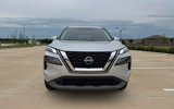 Used 2023 Nissan Rogue SV image 2