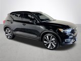 Used 2022 Volvo XC40 P8 Recharge Plus image 4