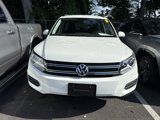 Used 2017 Volkswagen Tiguan S image 3
