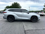 Used 2023 Toyota Highlander LE image 6