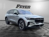 New 2025 Lincoln Nautilus Premier image 3