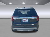 Used 2023 GMC Acadia SLT image 4