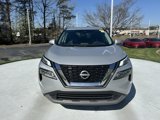 Used 2023 Nissan Rogue SV image 3