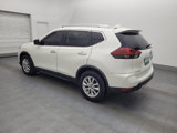 Used 2018 Nissan Rogue SV image 3