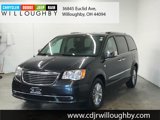 Used 2014 Chrysler Town & Country Touring-L image 1
