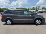 Used 2017 Dodge Grand Caravan Crew image 6