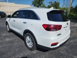 Used 2019 Kia Sorento LX w/ LX Convenience Package image 5