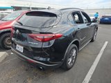 Used 2022 Alfa Romeo Stelvio Sprint image 2