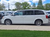 Used 2019 Dodge Grand Caravan SXT image 3