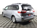 Used 2015 Toyota Sienna LE image 3