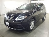 Used 2015 Nissan Rogue SV image 2
