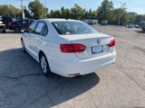 Used 2012 Volkswagen Jetta TDI image 3
