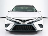 Used 2020 Toyota Camry SE image 2