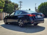 Used 2022 Nissan Altima 2.5 SR image 2